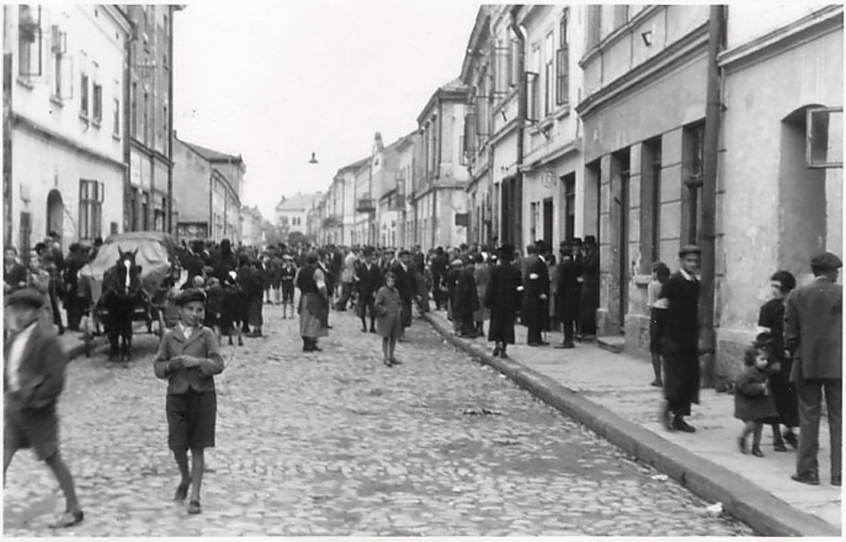 Více než 20 000 židovských občanů města Nowy Sącz bylo krutě popraveno ve vyhlazovacím táboře Belzec
